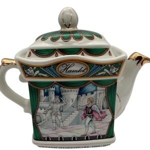 Sadler Staffordshire England Hamlet William Shakespeare Collectible Teapot